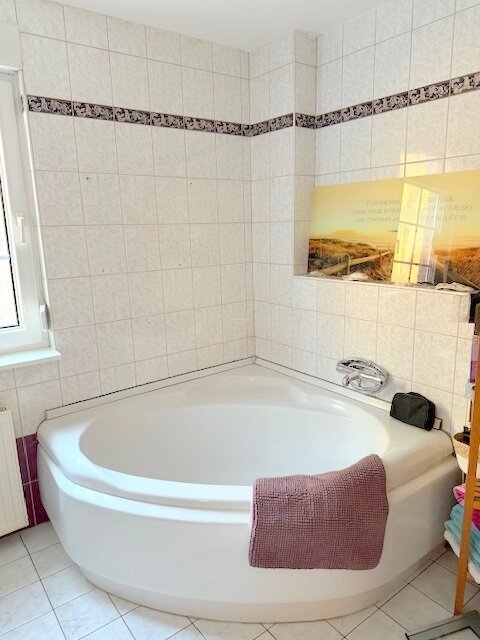  Günstiges, freistehendes Familienhaus mit Pool in der grünen Gemeinde Am Mellensee