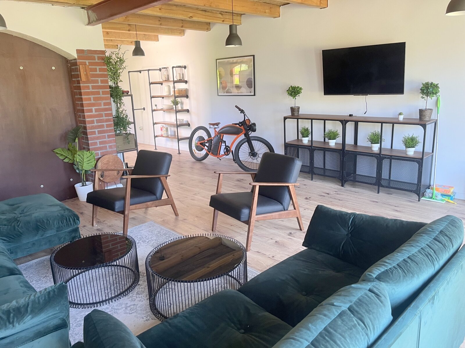 Willkommen in Ihrem neuen Traumhaus am See – Ruhe, Natur und Potenzial auf über 4.000 m²