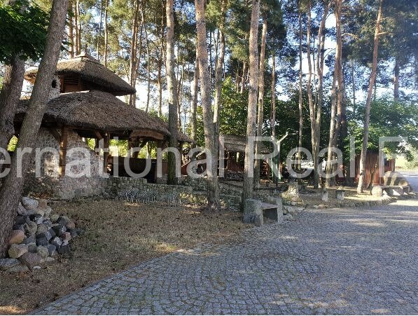 Motel mit Restaurant, Kfz-Handel und Service