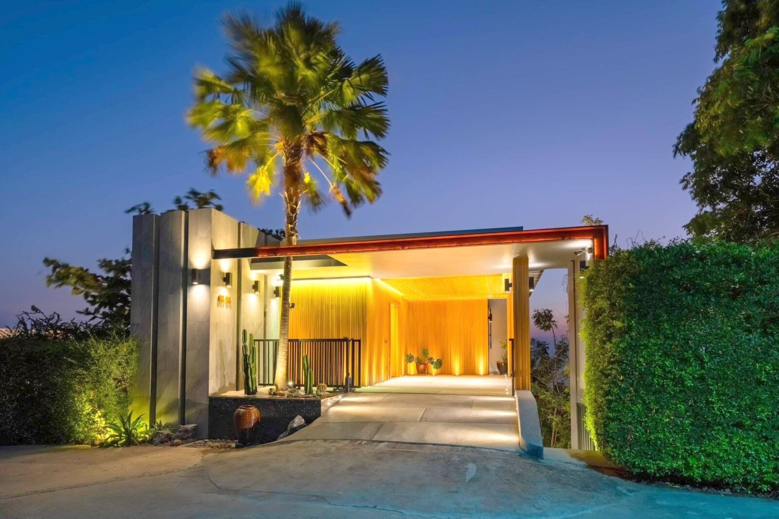 Opulente Residenz auf Koh Samui mit Meerblick und Pool