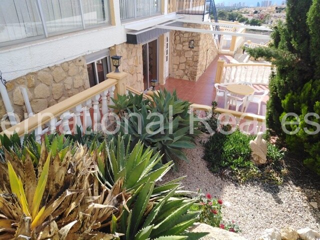 Stilvolle katalanische Villa  mit eigenem Pool  und 360° Panoramablick 