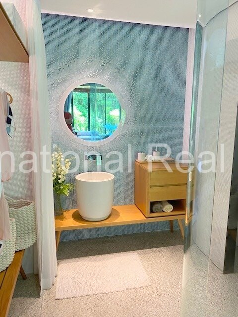 Thailand! Phuket! Möbliertes Luxusapartment in direkter Beach-Lage, Erstbezug!