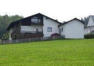 Landschaftstypisches Einfamilienhaus mit Einliegerwohnung