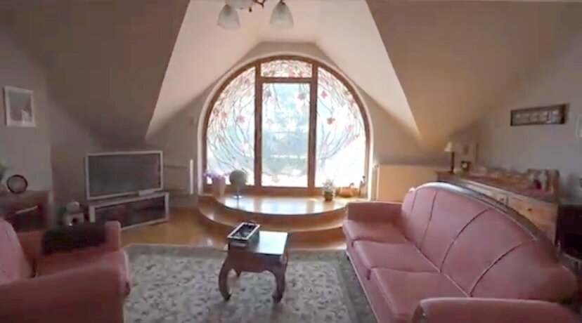 Luxusleben nahe der deutschen Grenze: Ihre Traumvilla mit Einliegerwohnung erwartet Sie!