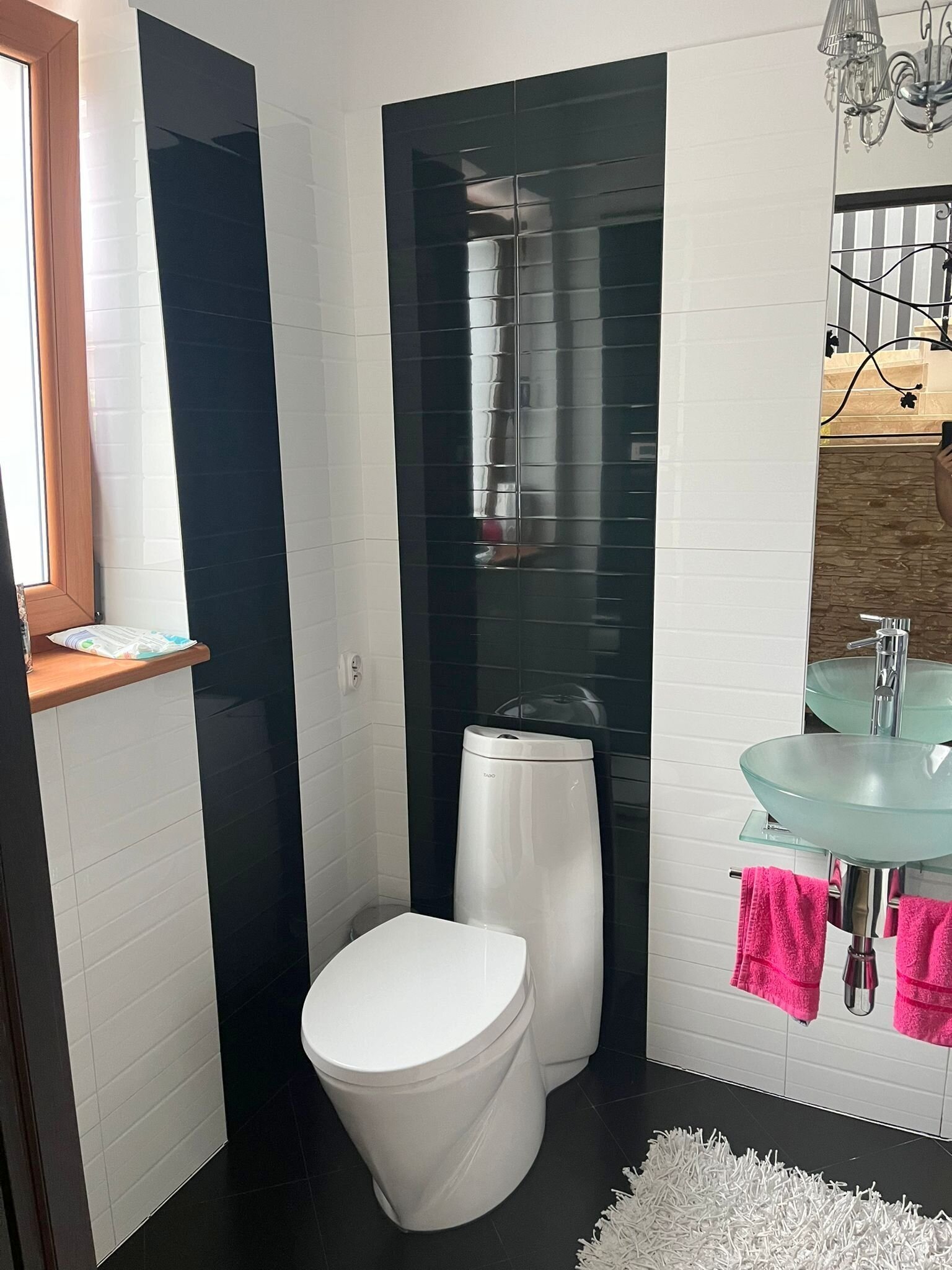 Smartes energieautarkes Einfamilienhaus in grüner Idylle