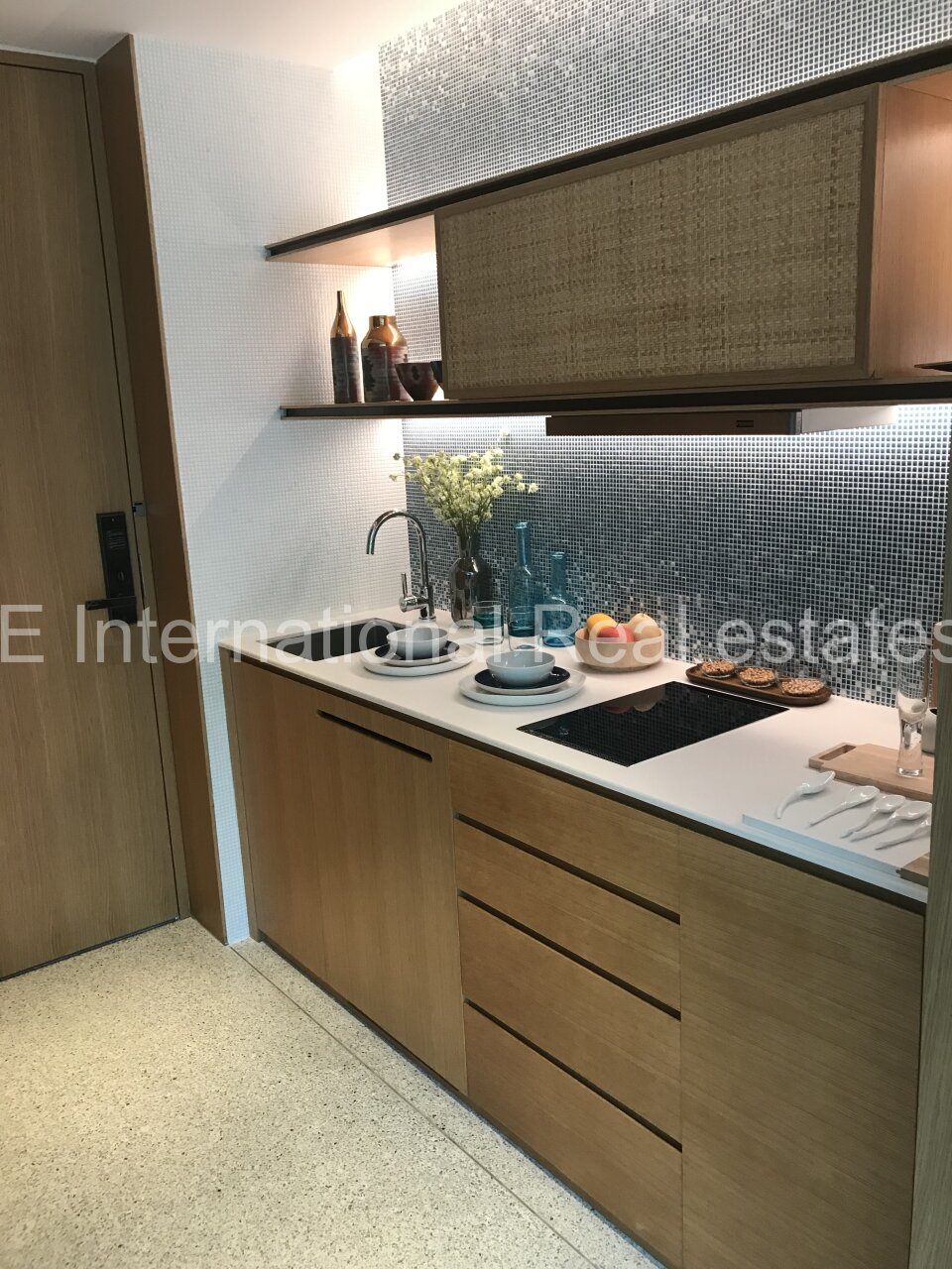 Thailand! Phuket! Möbliertes Luxusapartment in direkter Beach-Lage, Erstbezug!