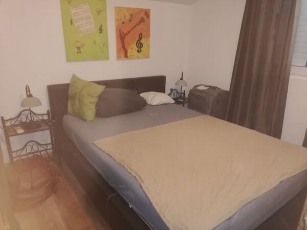 2 Familienhaus mit Meerblick, Nähe Zadar