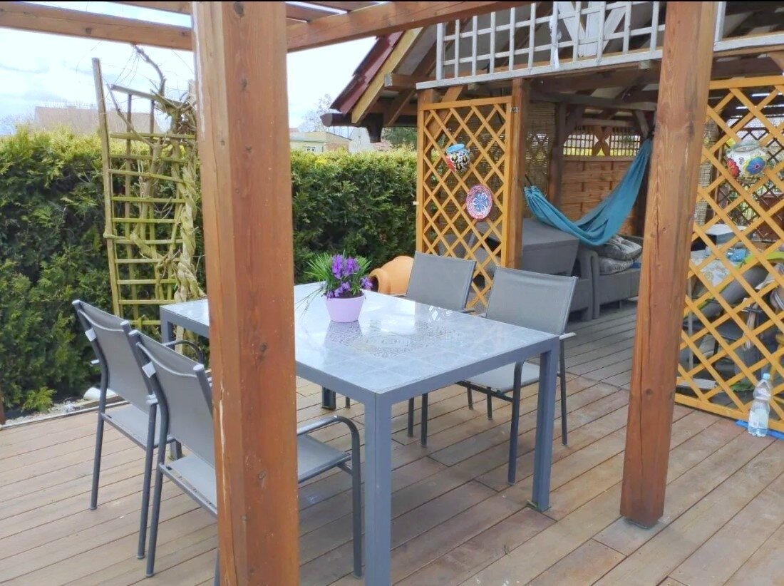 Energiebewusstes Einfamilienhaus in verkehrsgünstiger, ruhiger Lage