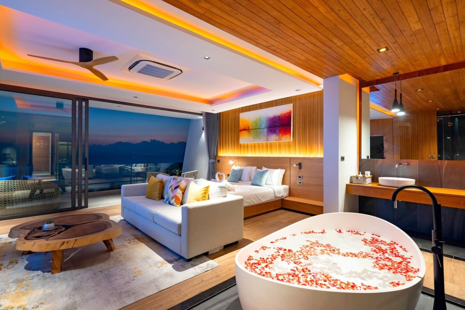 Opulente Residenz auf Koh Samui mit Meerblick und Pool