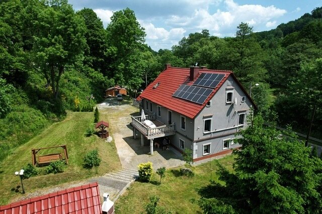 Energieautarkes Haus in ruhiger Lage am Fuße des Eulengebirges