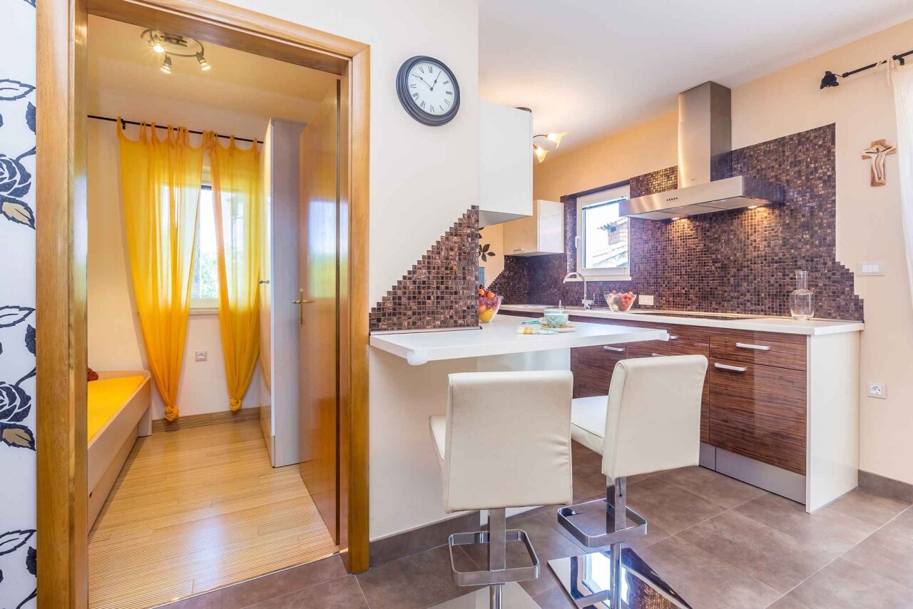 Kroatien! Insel Krk! Traumhaftes Ferienhaus mit Pool in ruhiger Lage