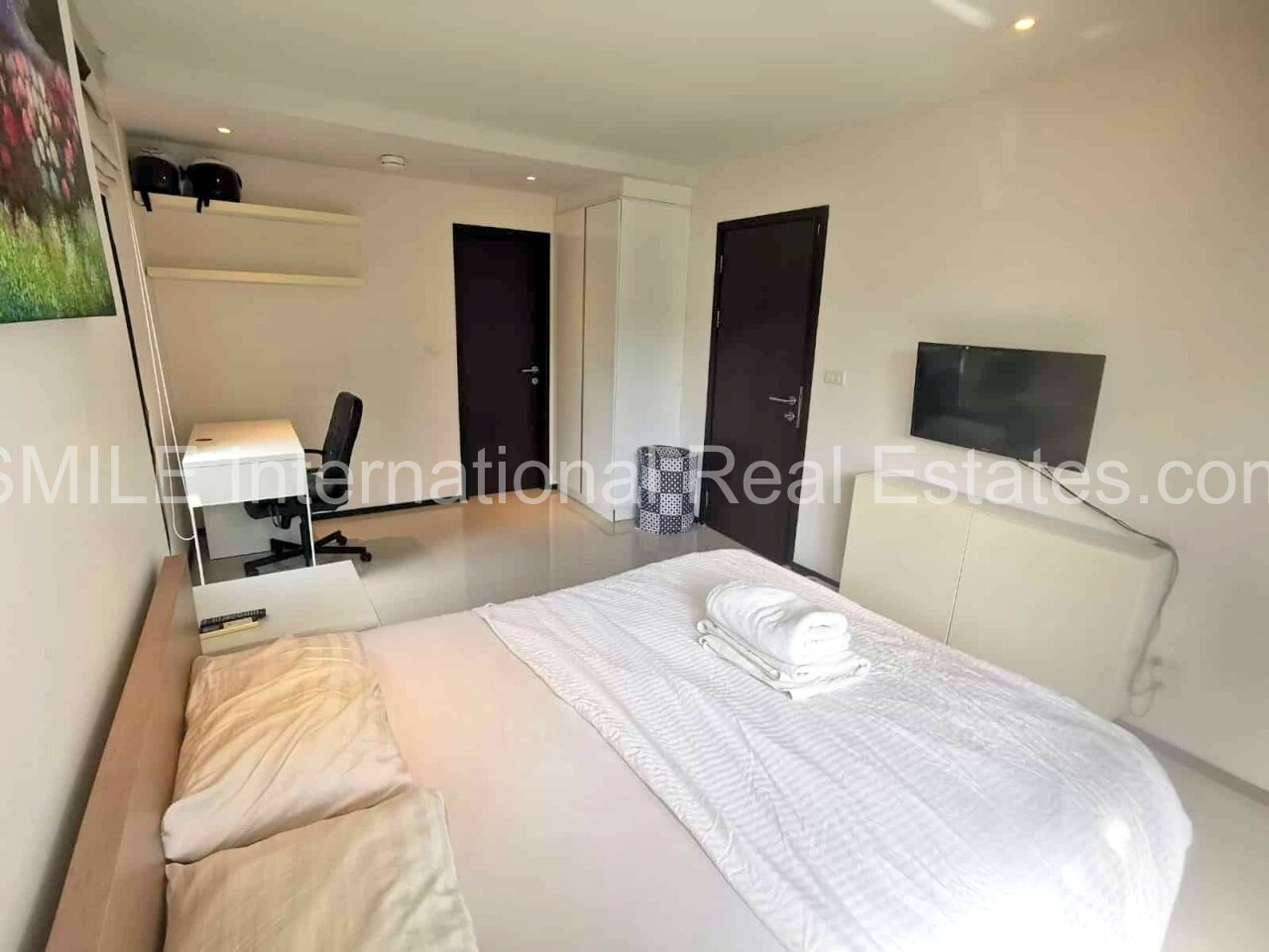 Phuket! Beach Front Apartment in Rawai