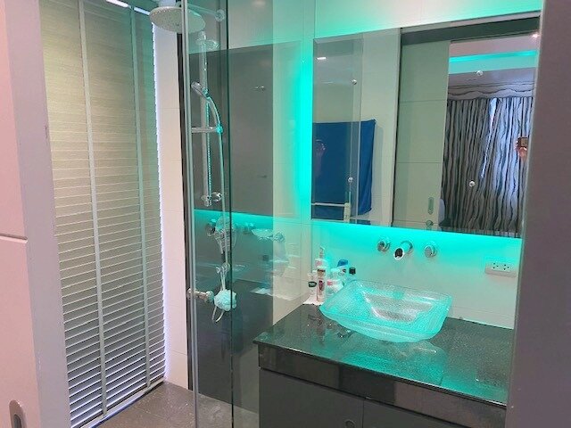 Phänomenale Beachfront Villa mit unglaublichen 180° Panoramblick auf die herrliche Bucht von Patong