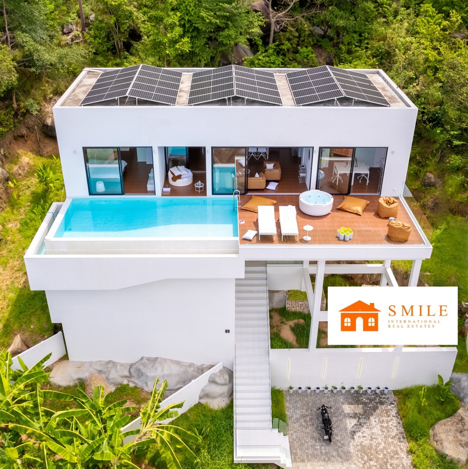 Thailand! Koh Samui! Erstbezug! Sehr anspruchsvolle, energieautarke 195 m² Villa mit 180° Meerblick