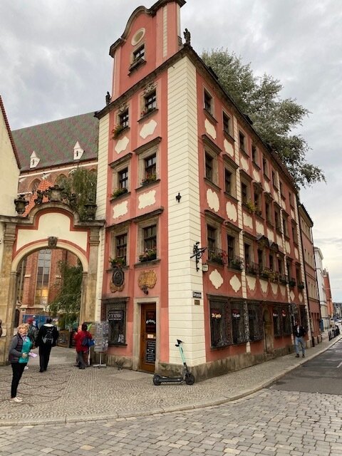 Polen! Top Möblierte, barrierefreie Wohnung in nachgefragter Lage in Breslau