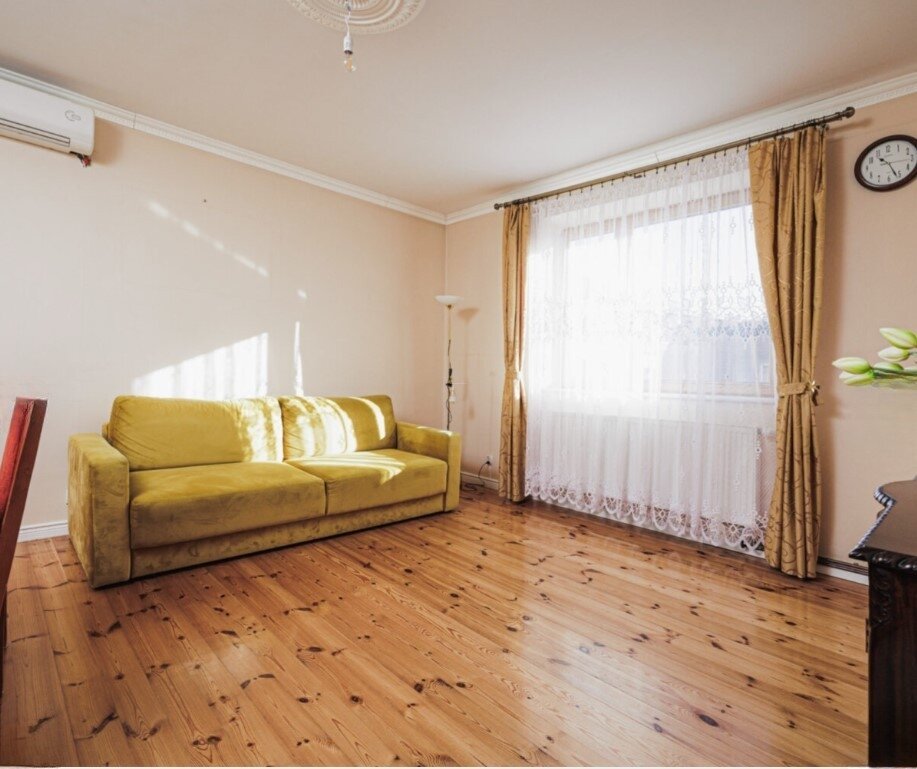 Helle, geräumige Wohnung im Herzen von Breslau(Wroclaw) mit Balkon