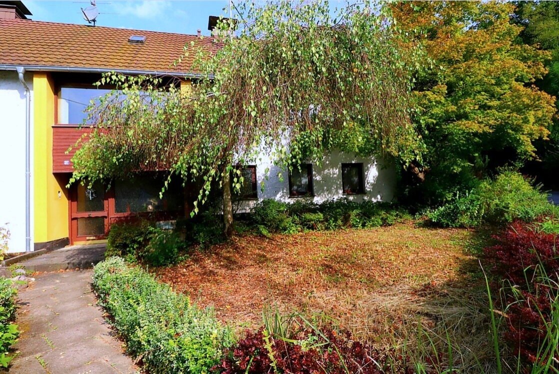 Großes Einfamilienhaus mit viel Potential in grünen Herzen des Westerwaldes