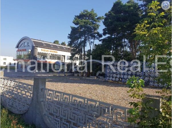 Motel mit Restaurant, Kfz-Handel und Service