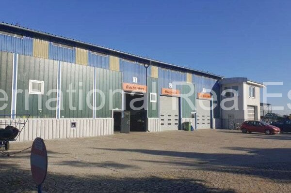 Motel mit Restaurant, Kfz-Handel und Service