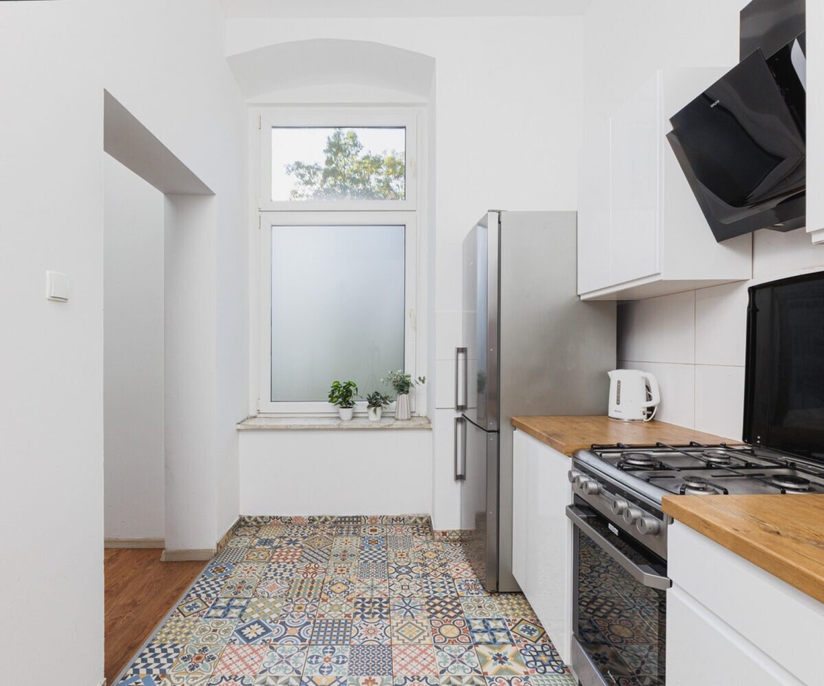 Polen! Wroclaw(Breslau) Sanierte 4 Zimmer Wohnung in gepflegtem Altbau