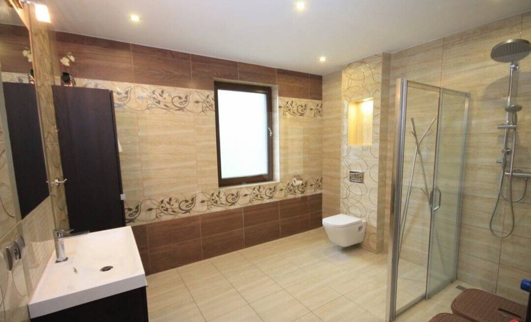 Energieautarkes Passivhaus in grüner Umgebung am See