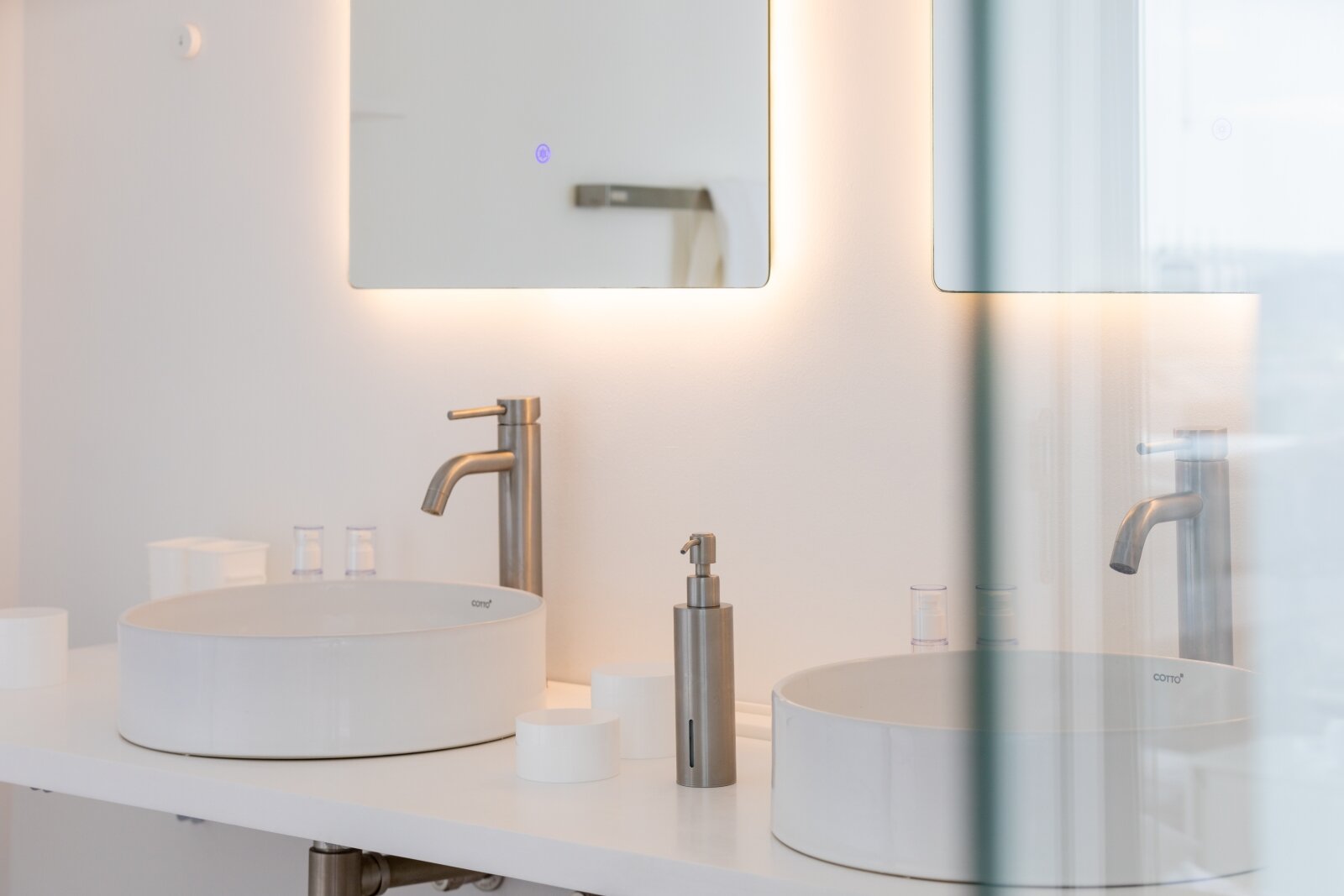 Thailand! Koh Samui! Erstbezug! Sehr anspruchsvolle, energieautarke 195 m² Villa mit 180° Meerblick