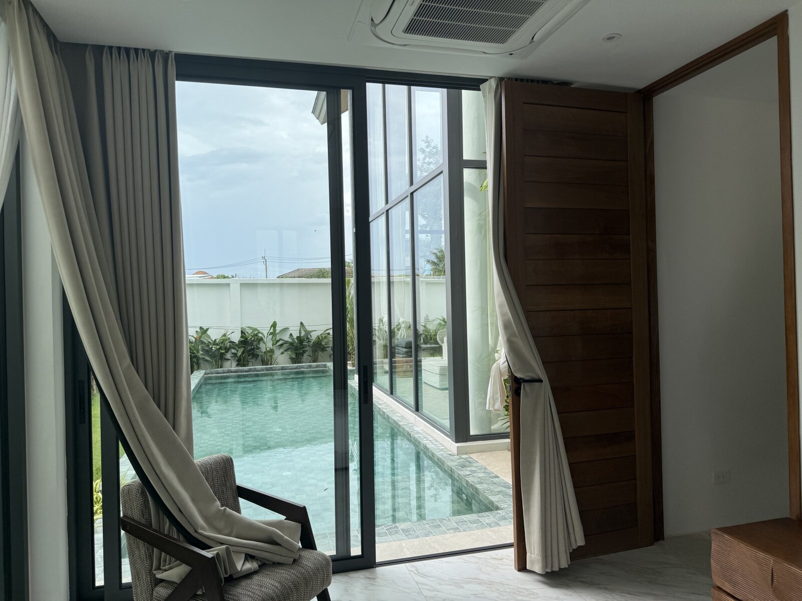 Thailand! Grüne Perle auf Phuket