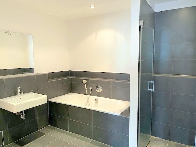 Exklusive Maisonette mit Terrasse und Garage, Nähe Mauerpark