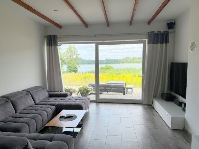 Traumhafte Perle am See mit privatem Bootssteg