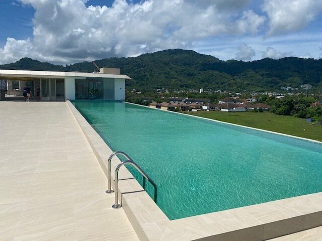 Thailand! Phuket! Sonniges Luxusapartment in attraktiver Lage! Erstbezug!