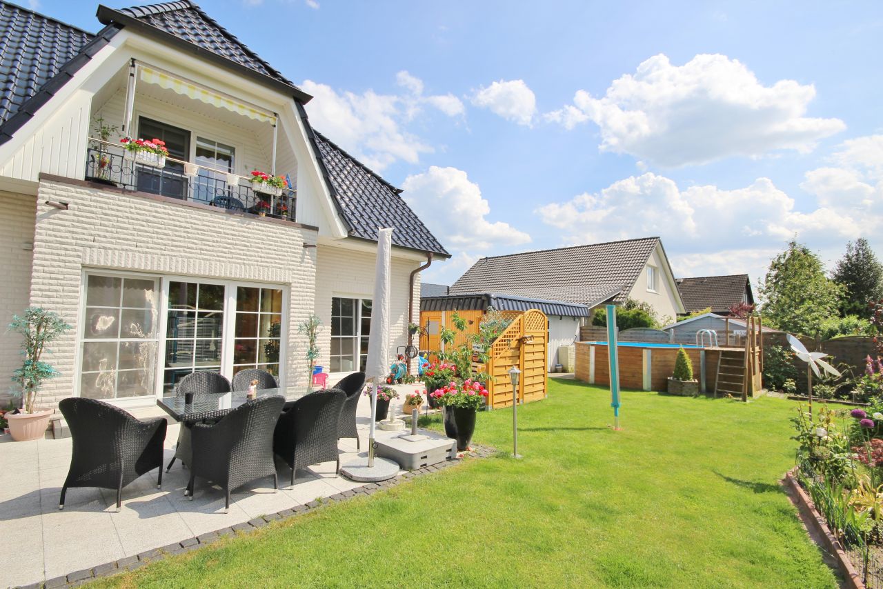 Essen: Beautiful villa for sale 