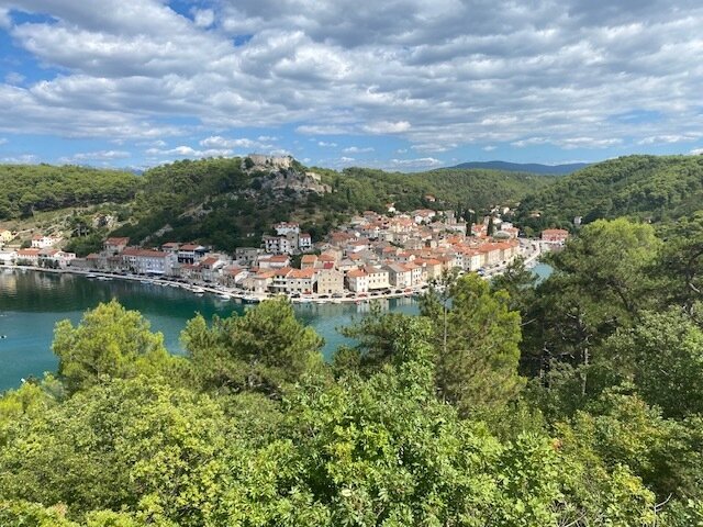 Kroatien! Attraktives Apartment mit Balkon und Meerblick Nähe Zadar.