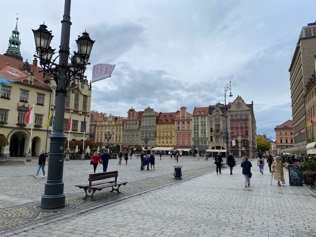 Polen! Top Möblierte, barrierefreie Wohnung in nachgefragter Lage in Breslau