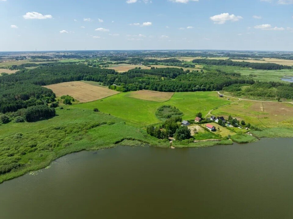 Herrliches Baugrundstück am See , Soldiner Seenplatte
