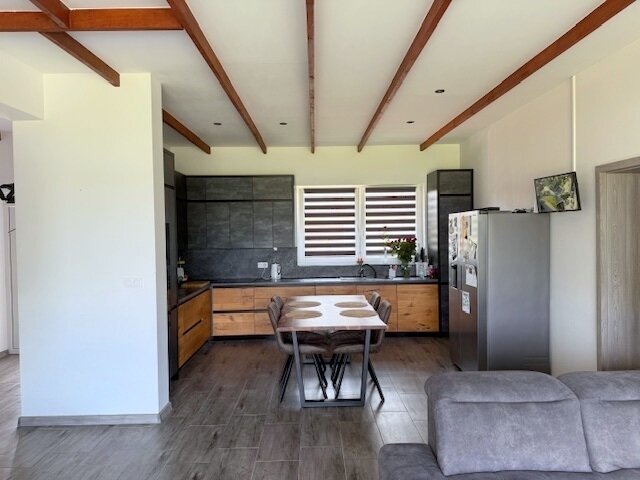 Traumhafte Perle am See mit privatem Bootssteg