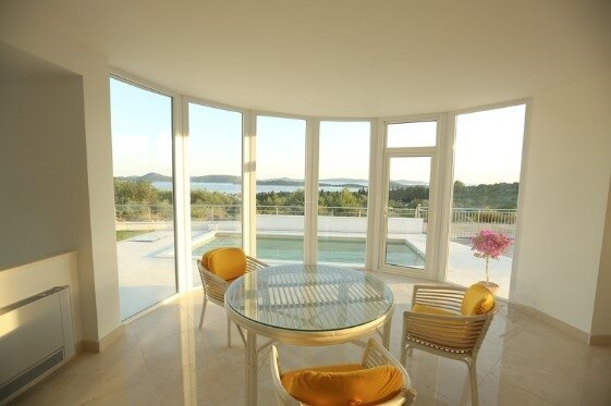 Kroatien! Überzeugende Villa mit Pool und Panoramablick!