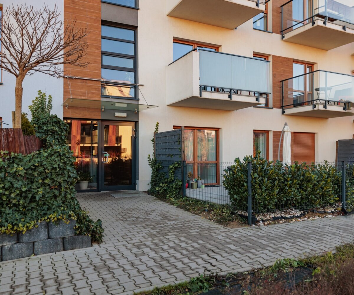 Polen! Top Möblierte, barrierefreie Wohnung in nachgefragter Lage in Breslau