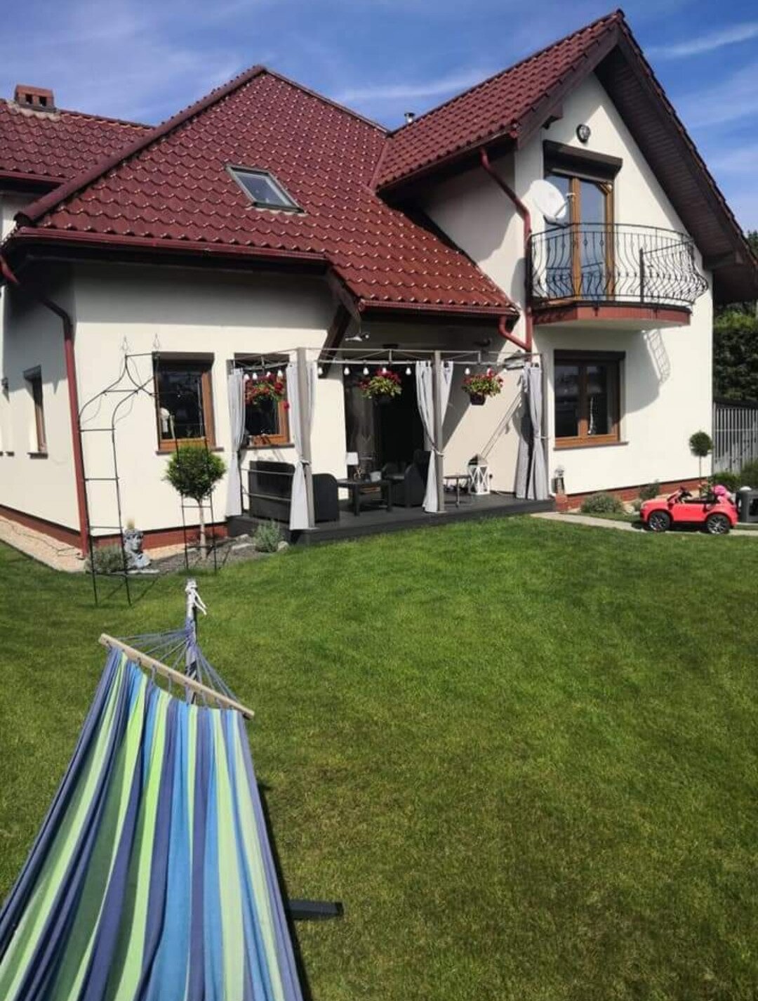 Möbliertes, modernes Haus in Schlesien